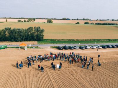 Feldtag „Innovative und wasserschonende Aussaattechnik“ des FBZ Nossen